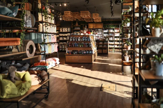 Retail storefront